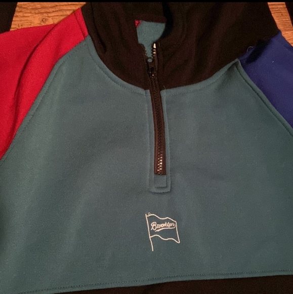 Color block hoodie - Picture 3 of 3